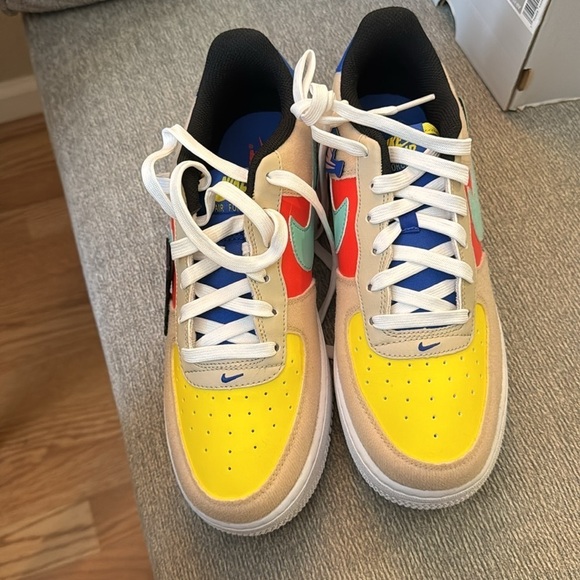 Air force 1 LV8 1 (GS) - Picture 4 of 4